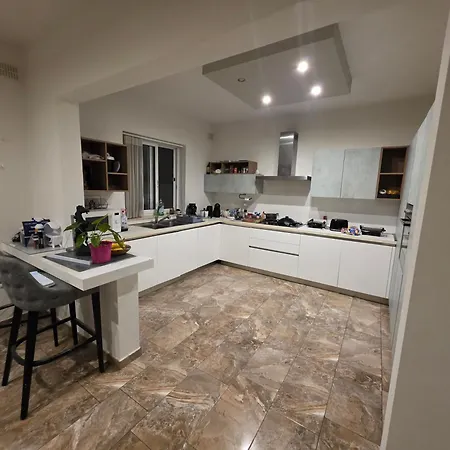 Гостевой дом In Town *