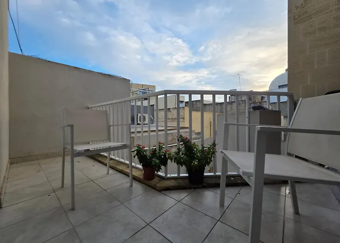 In Town בית הארחה *