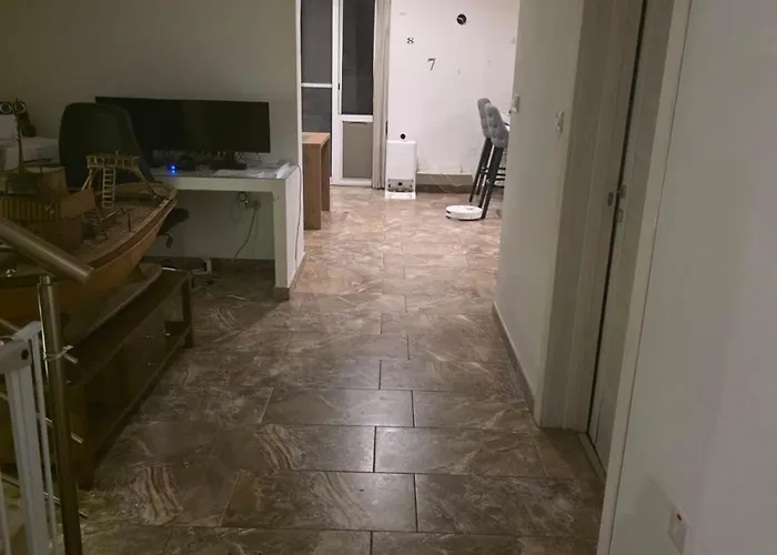 In Town Πανσιόν *